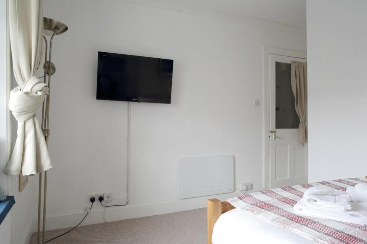 Two Bedroom Flat By Royal Mile! Edinburgh Eksteriør bilde